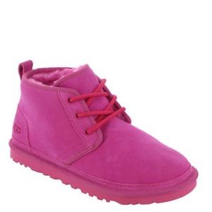 NEW UGG REDUCED TO SELL Neumel Women’s boots 7